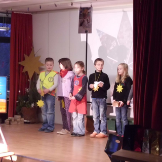 dreik-nige5 Montessori-Schulzentrum Leipzig - Neuigkeiten Grundschule 2013 - 20*C+M+B+13