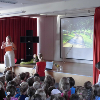 bischofandacht_4 Montessori-Schulzentrum Leipzig - Neuigkeiten Grundschule 2013 - DANKE