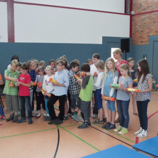einf-hrung5tis_7 Montessori-Schulzentrum Leipzig - Neuigkeiten Grundschule 2013 - Staffelstab-Übergabe