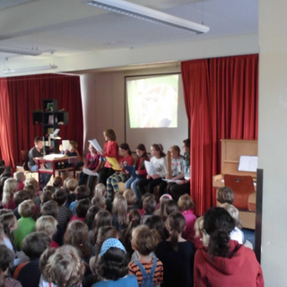 erntedank2014_02 Montessori-Schulzentrum Leipzig - Neuigkeiten Grundschule 2014 - Erntedank-Andacht