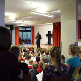 erntedank2016_03 Montessori-Schulzentrum Leipzig - Neuigkeiten Grundschule - Erntedankandacht & Erntedankfrühstück