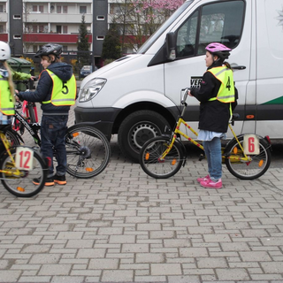 fahrrad2014_2 Montessori-Schulzentrum Leipzig - Neuigkeiten Grundschule 2014 - F wie Frühling und Fahrrad