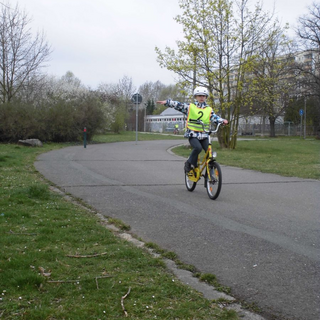 fahrrad2014_7 Montessori-Schulzentrum Leipzig - Neuigkeiten Grundschule 2014 - F wie Frühling und Fahrrad