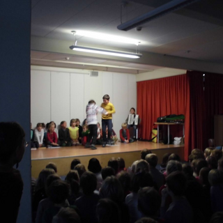 mk_del2 Montessori-Schulzentrum Leipzig - Neuigkeiten Grundschule 2013 - Der Morgen kreis(t)