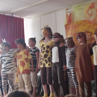 chormusical3 Montessori-Schulzentrum Leipzig - Neuigkeiten Grundschule 2012 - Eine Freundschaft in Afrika