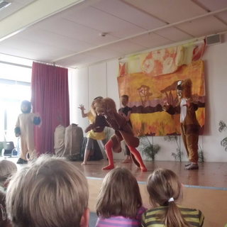 chormusical4 Montessori-Schulzentrum Leipzig - Neuigkeiten Grundschule 2012 - Eine Freundschaft in Afrika