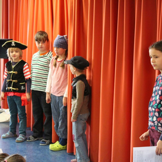 stnikolaus_05 Montessori-Schulzentrum Leipzig - Neuigkeiten Grundschule - Was hat der heilige Nikolaus mit Piraten am Hut?