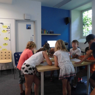 radioblau-robben_03 Montessori-Schulzentrum Leipzig - Neuigkeiten Grundschule - Wenn die Robben (Radio) blau machen,