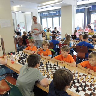schulschachcup2016_08 Montessori-Schulzentrum Leipzig - Neuigkeiten Grundschule - Wenigstens ein Schach über dem Kopf...
