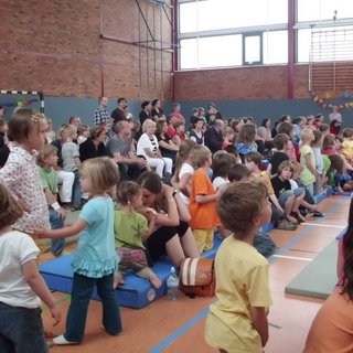 gs-talentefest_2 Montessori-Schulzentrum Leipzig - Neuigkeiten Grundschule 2012 - Talentefest in der Turnhalle