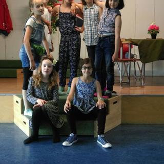 theaterschm_titel Montessori-Schulzentrum Leipzig - Neuigkeiten Grundschule - 5 Schwestern in London