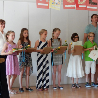 verabschiedung2016_17 Montessori-Schulzentrum Leipzig - Neuigkeiten Grundschule - Au revoir!